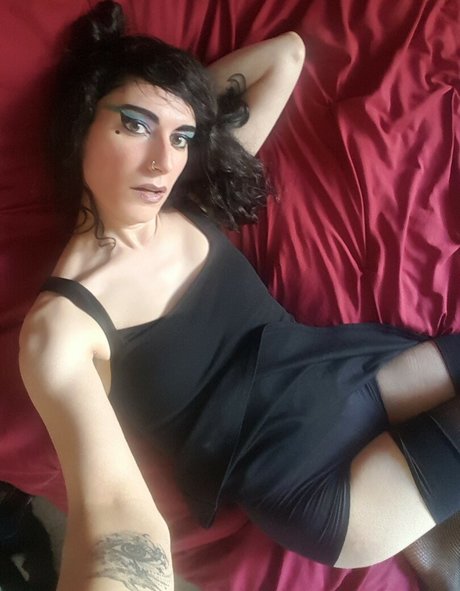 Tacticool Girlfriend pornographic actress pic