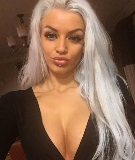 Xcandylashes free model photos