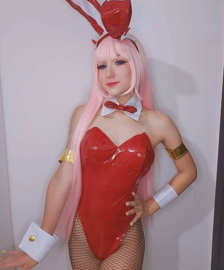 Mia Pon star high quality images