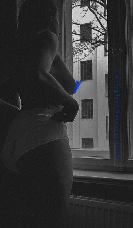 Sophieandjune high quality actress photo