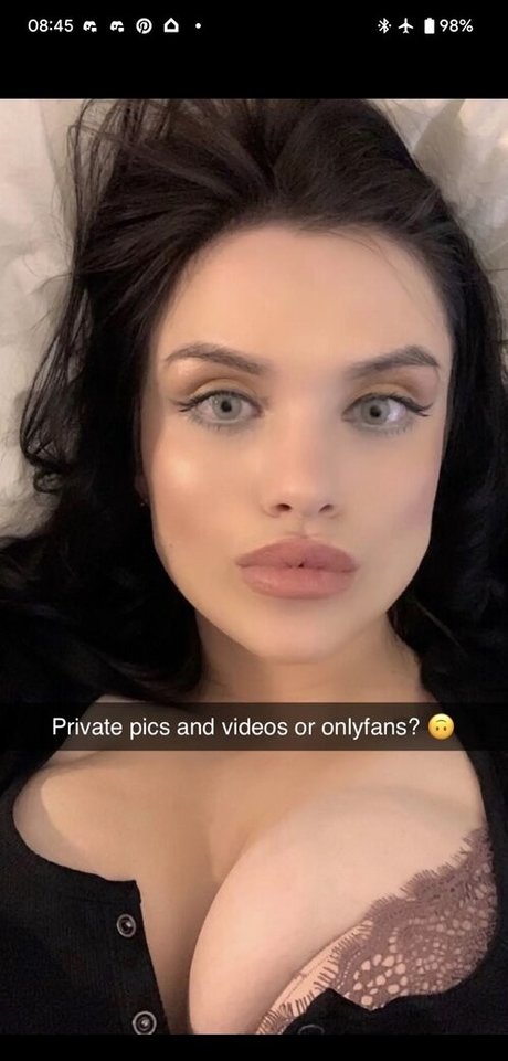 Alyssa Tognetti hd actress photos