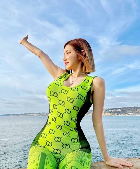 Deejaysoda art actress galleries