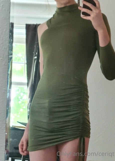 ceriqt pretty pornstar image