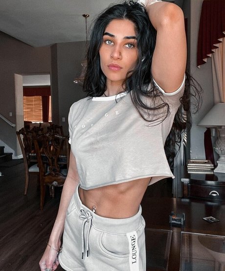 Nylawho erotic pornstar photo