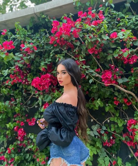 Sophia Adamova pornstar nude image