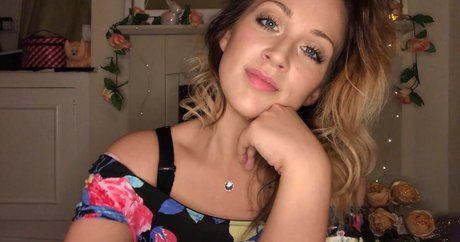 JJ ASMR pornstar sex gallery