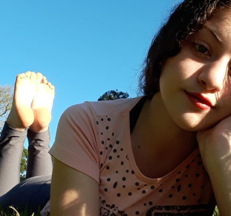 Friend s Pretty Feet pornstar exclusive galleries