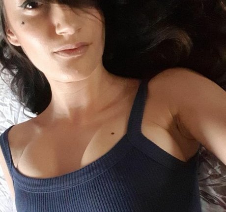 Agatha137 model high quality img