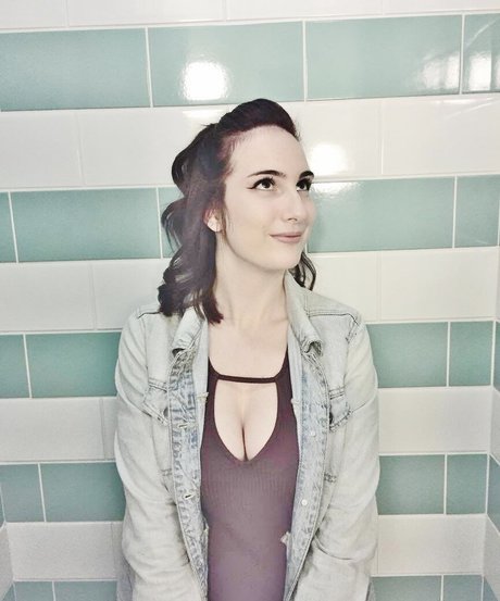 Morgan Tebbe free model picture