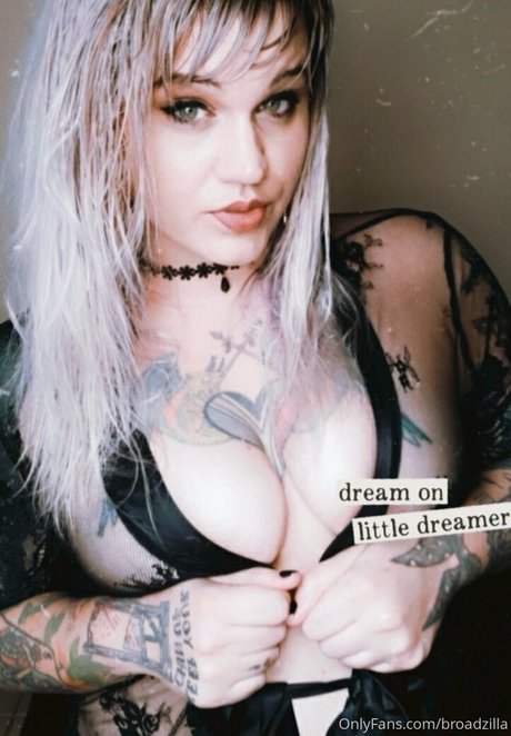 Broadzilla top actress image