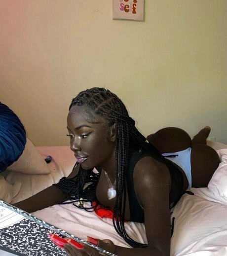 Cyn Kaine nice pornstar pictures