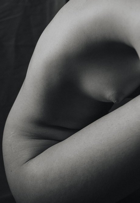 Valeria Shashenok beautiful actress pic