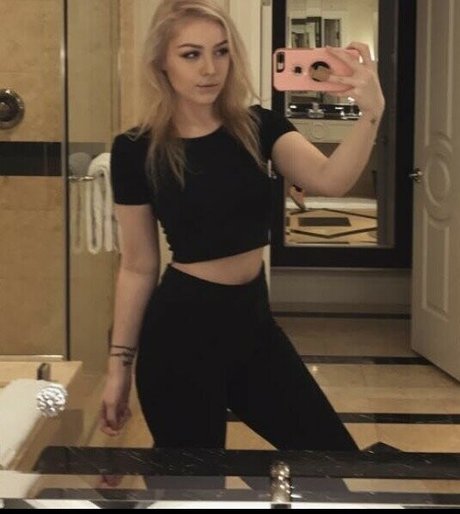 Pinkthemagicdragon pornstar pretty photo