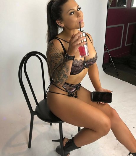 Paige Mills perfect actress photos