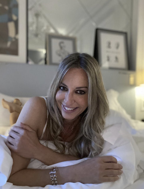 Elenamici exclusive model pic