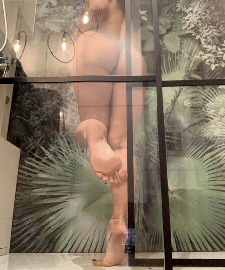 down onlyfans nudes pictures