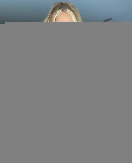 sarahx ws model pretty pic