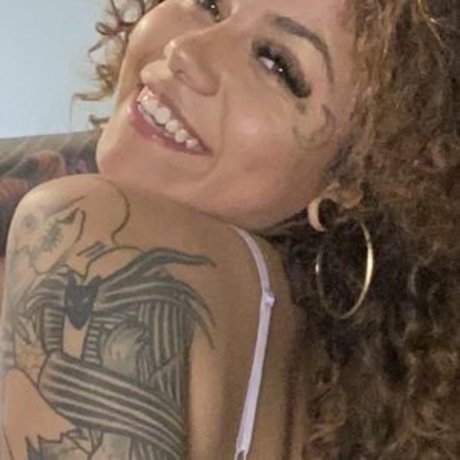 SaltySweetSabrina pornstar sex image