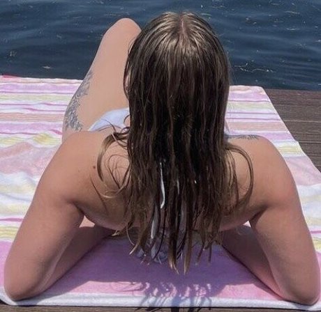 Kaitlynlacasse star nice pics