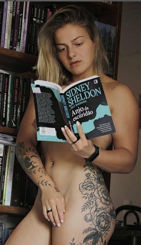 Cris Borgo erotic star archive