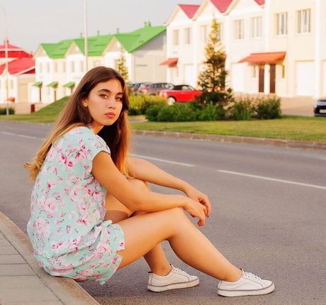 Diana Pozhidaeva hot pornstar image