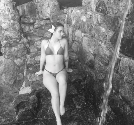 Heloisa Assis model perfect photo