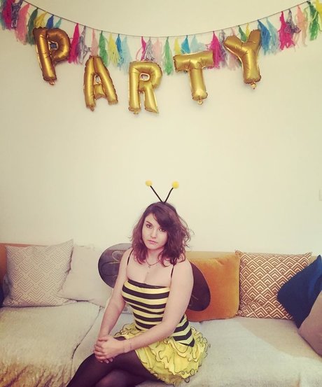 Eleonore Costes beautiful actress image