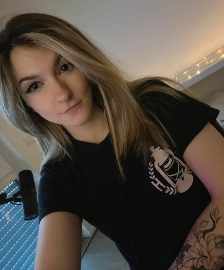 Lumenti art model image