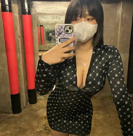 Hana Song nudes pornstar picture