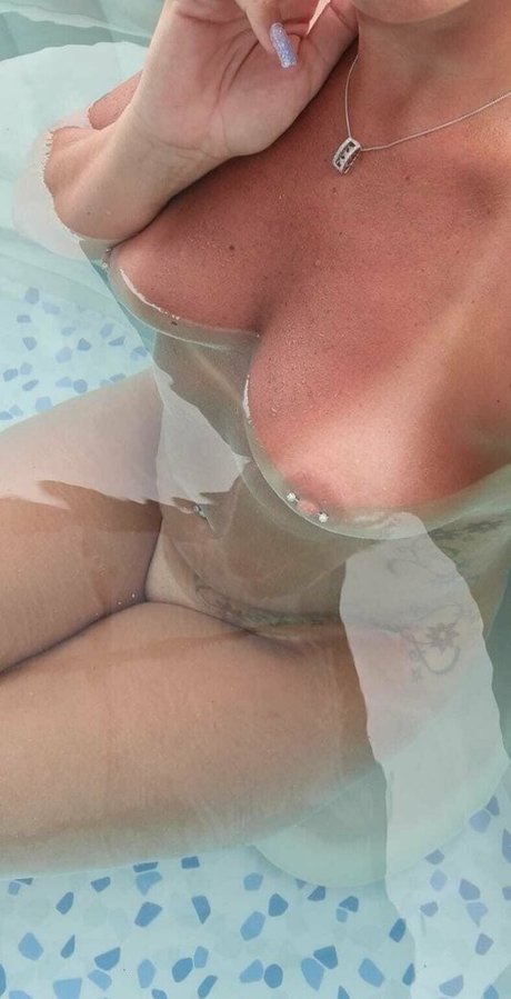 ukhotwife hd star image