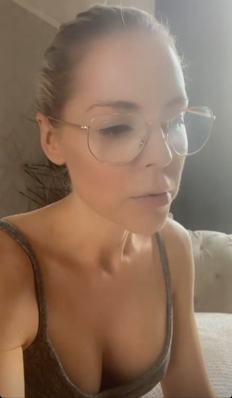 Stephanie Waring free model galleries