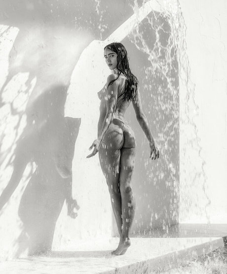 Carley Thornhill hot actress image