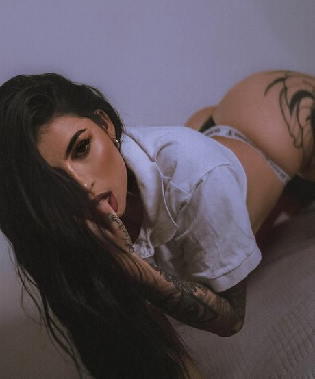 Alison Estrada pornstar archive