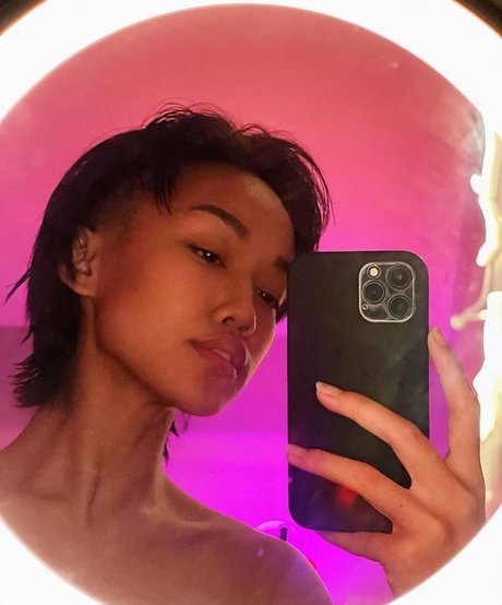 Tori Pareno xxx actress archive