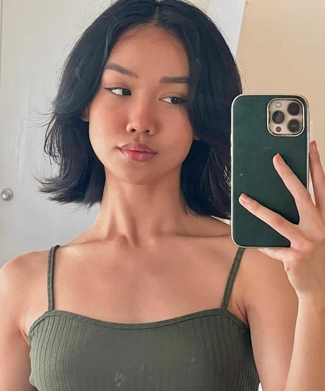 Tori Pareno nudes model photos