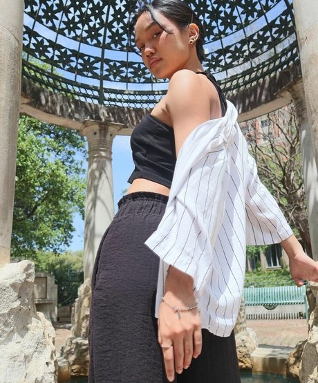 Tori Pareno hot actress picture