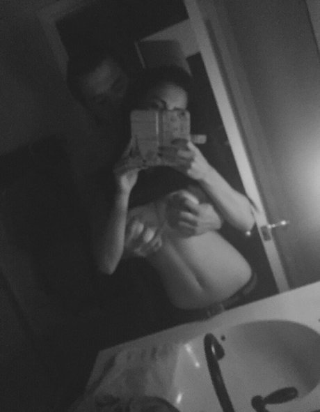 Sultrysanguine model exclusive photo