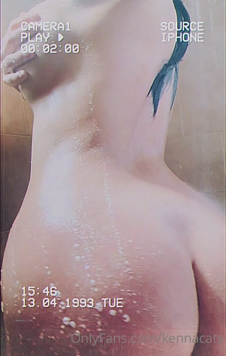 Kenna Vita exclusive star photo