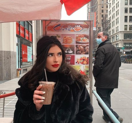 Kenna Vita star pretty gallery