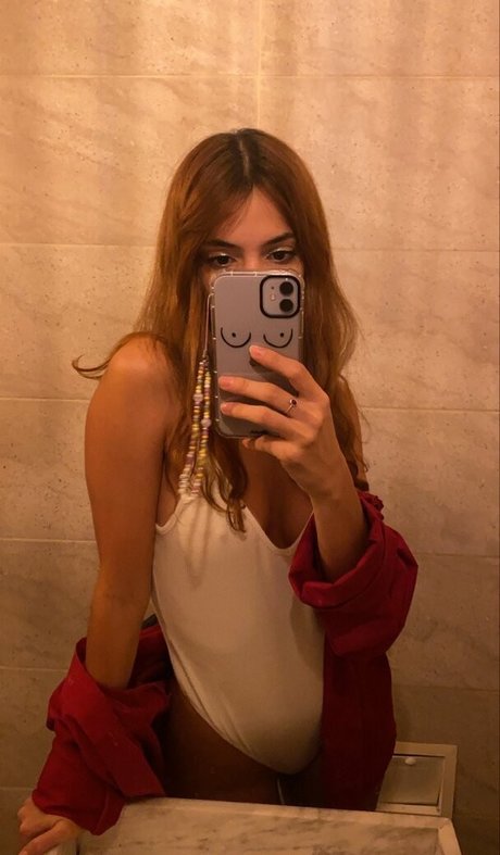 rennaacer model porn pic