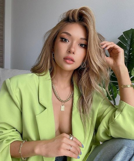 Sangyaychen star best gallery