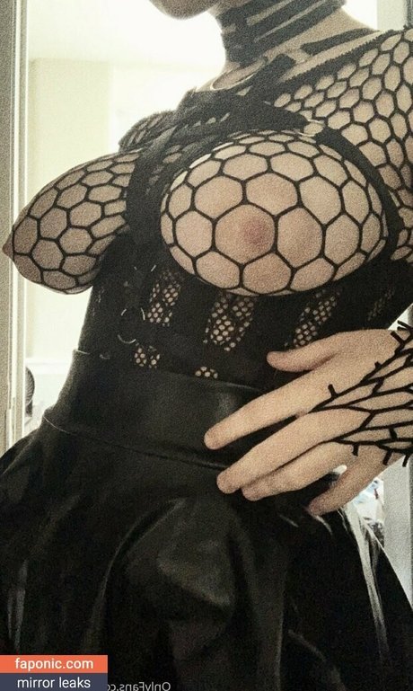 MossyMothBaby hot actress galleries