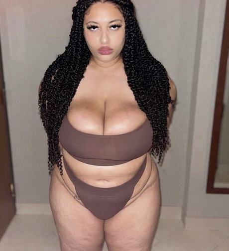 Thegirlofyourdreamz pornographic actress image