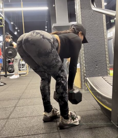 Akirayass actress images