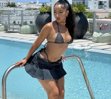 Akirayass pretty actress galleries