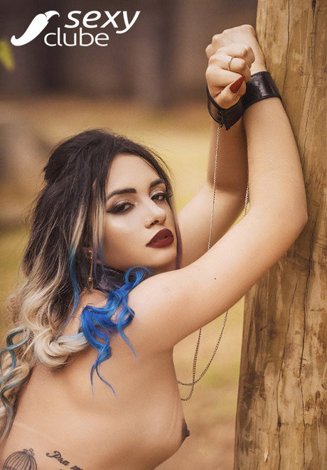 Natacha Momsen nice model archive