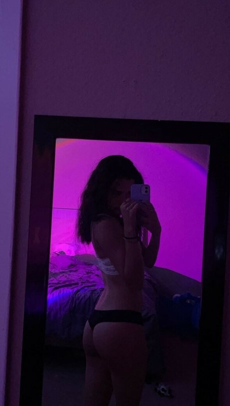 wuvelizabeth erotic pornstar photos