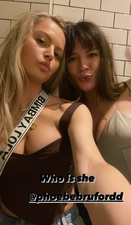 Isobeljtaylor pornstar photo