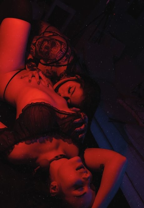 kenziedebra pornstar adult picture