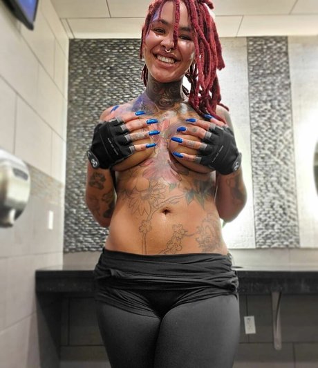 Diandra Janelle Rose star pretty pics